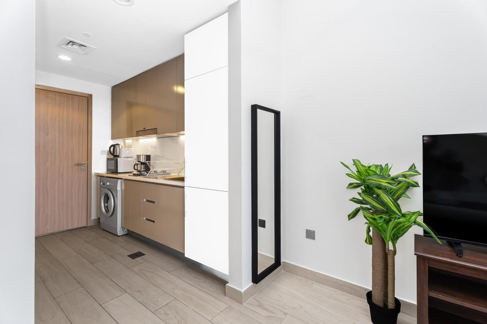 Escape24 Stylish Studio Azizi Riviera 8 Meydan One Дубай Екстериор снимка